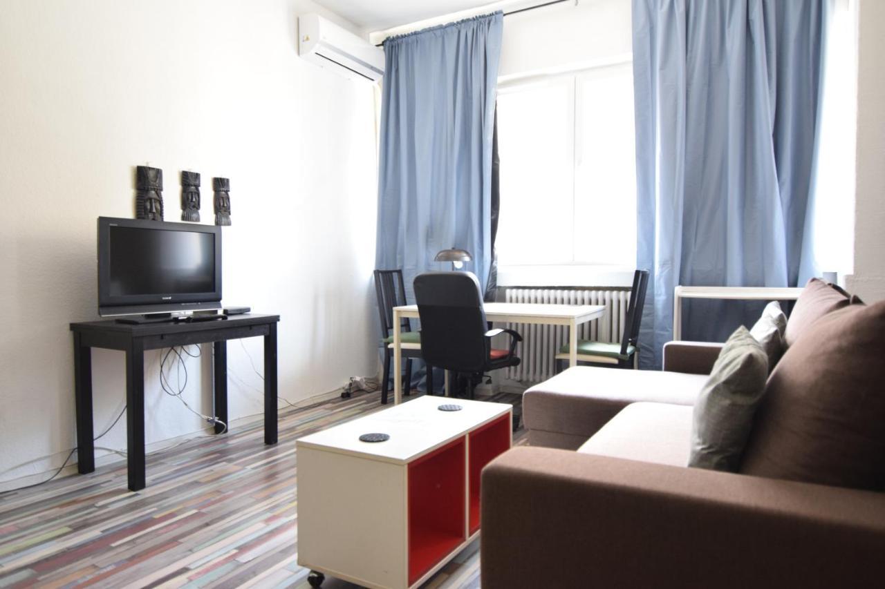 Resedinta Balcescu Apartment บูคาเรสต์ ภายนอก รูปภาพ